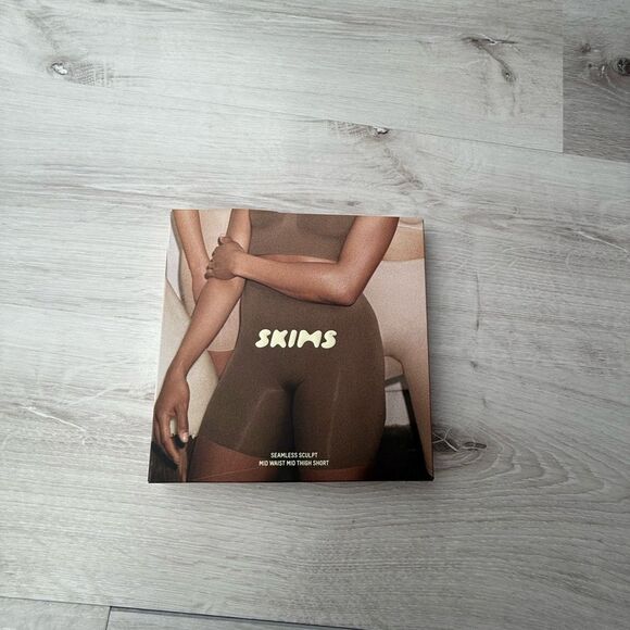 Skims Seamless Sculpt Slip Dress Onyx XS NWT in packaging - Picture 5 of 7